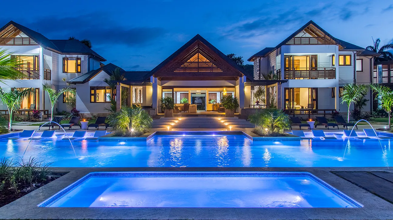 luxury-vacation-rental-sites-03